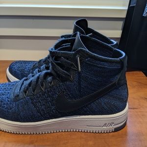 Nike Air Force 1 Flyknit